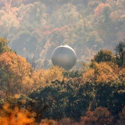John Knight,&nbsp;<i>87&ordm;</i>, 1997&ndash;99<br />
(installation view, 2017)