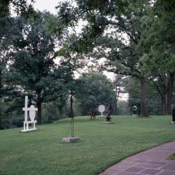 <em>Cubi XXI </em>(1964), Bolton Landing, NY, c. 1964
