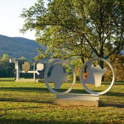 <em>Cubi XXI </em>(1964), Bolton Landing, NY, c. 1964