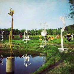 <em>Cubi XXI </em>(1964), Bolton Landing, NY, c. 1964