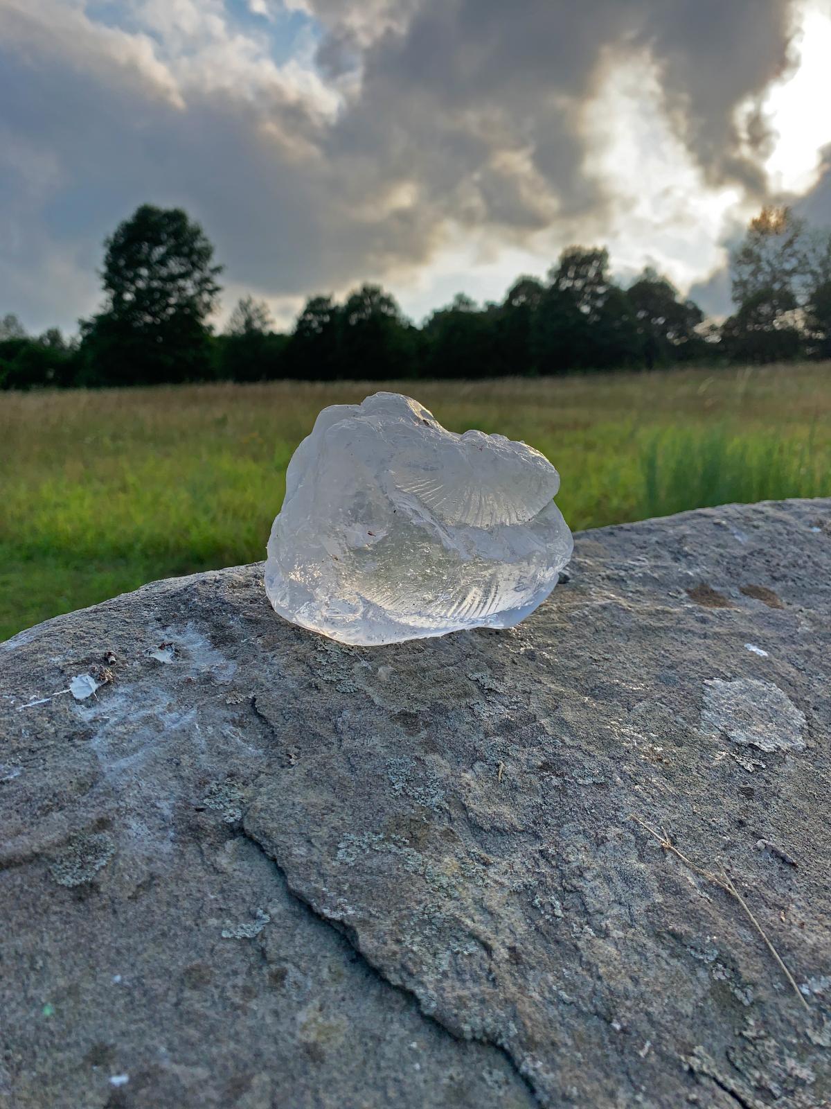 Martha Tuttle, <em>A stone that thinks of Enceladus, </em>2020<br />
(installation view, 2020)