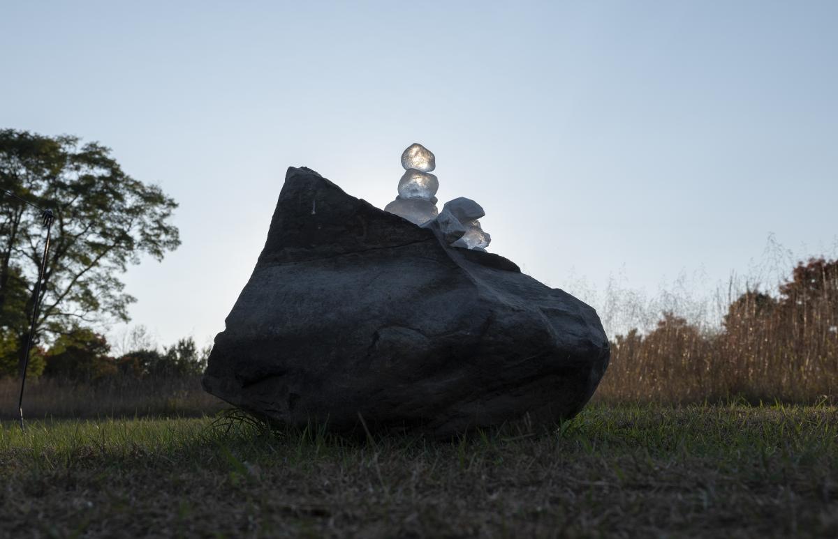 Martha Tuttle, <em>A stone that thinks of Enceladus, </em>2020<br />
(installation view, 2020)